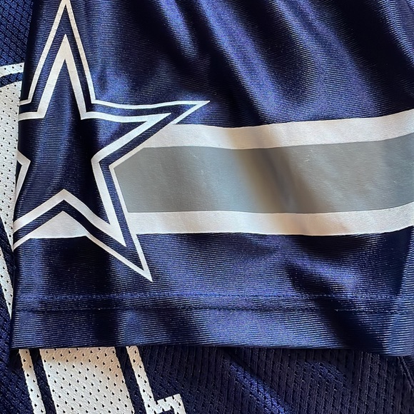 Vintage Roy Williams Dallas cowboys jersey - Picture 3 of 5